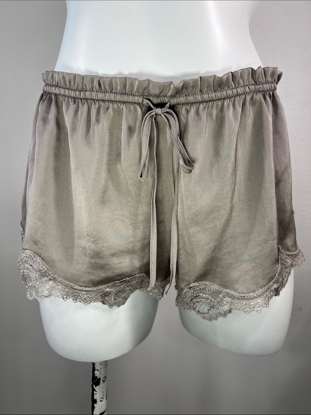 Victoria's Secret Gray Tan Satin Lace-Trim Sleep Shorts MEDIUM